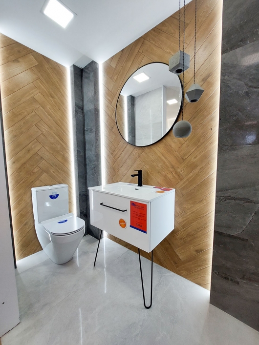 Łazienka z kompaktem WC - zdjęcie od salonu BLU Krosno