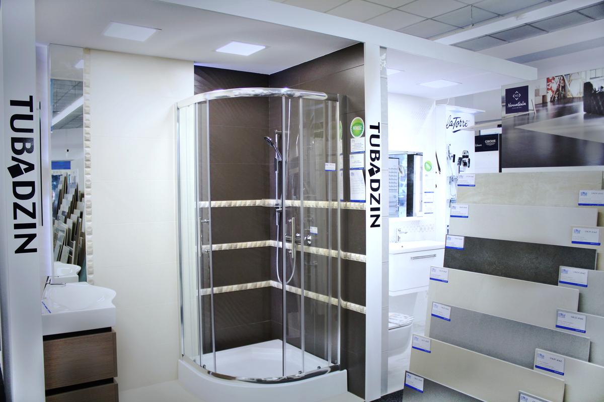 Ekspozycja Tubądzin - BLU salon łazienek Rzeszów - zdjęcie od BLU salon łazienek Rzeszów